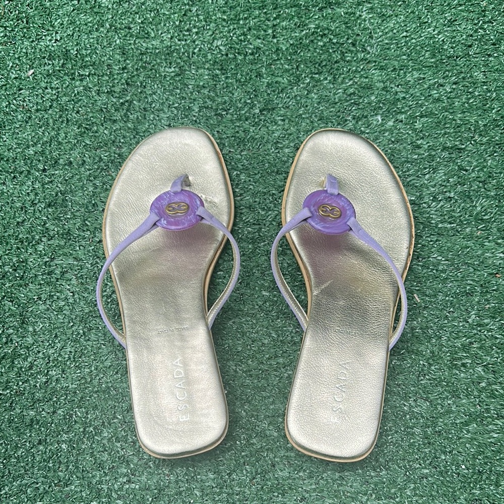 Escada Gold and Purple Sandals with Floral Accents Size 8 US/ 38 EU - Picture 4 of 9
